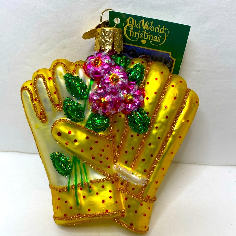 Old World Christmas Gardening Garden Gloves Hand Blown Glass Ornament